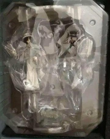 제5인격 오프라인 팩 6주년 특별 럭셔리판 화이트 블랙 무상 피규어