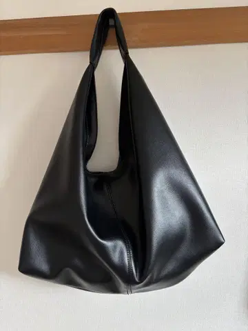 SLOBE 트라이앵글 백 블랙