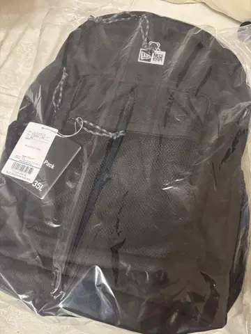 [ 새상품 ] New Era 파밀리아 백팩 블랙 35L