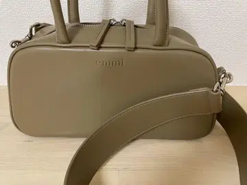 emmi 베이지 숄더백
