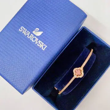 Swarovski 스파클링 댄스 로즈 골드 뱅글 클로버
