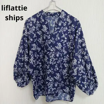 새상품급 liflatti ships 쉽스 꽃무늬 V넥 풀오버 블라우스
