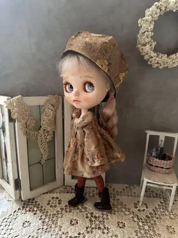브라이스 아웃핏 코듀로이 리버서블 모자 봉사품