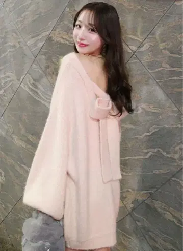 darich 빅 리본 백 오픈 니트탑 PNK 미사용 새상품 택 포함