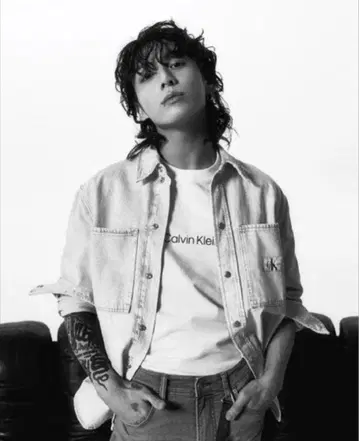 캘빈클라인 박시 T셔츠