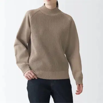 무인양품 가볍고 형태 변형이 적은 하이넥 스웨터