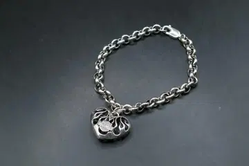 새상품급 할리데이비슨 프레임 하트 팔찌 925