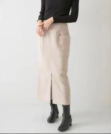 어반 리서치 페이크 스웨이드 타이트 스커트 프리 사이즈 베이지 색상