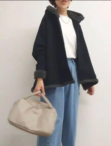 BEARDSLEY 보아 판초 후드티