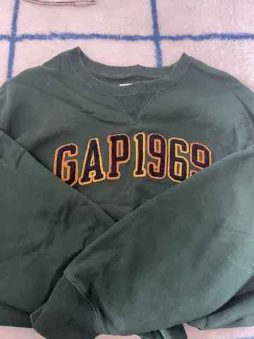 GAP 1969 그린 트레이닝복