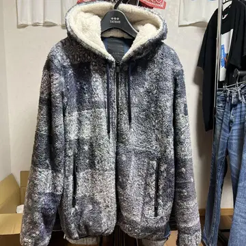 타트라스 TATRAS 보아 후드티 자켓 페이즐리