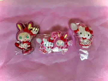 메조피아노 x 헬로키티 캡슐러버 마스코트