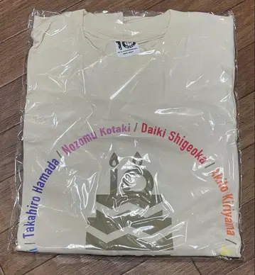 WEST. 10주년 기념 티셔츠