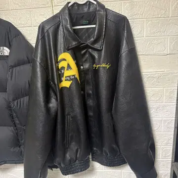 a few Good Kids 블랙 바시티 자켓