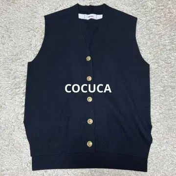 새상품급 cocuca 스무스 베스트 네이비 금장 버튼 니트 베스트