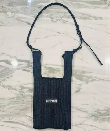 METALLIC MARKET BAG 스몰 사이즈 블랙