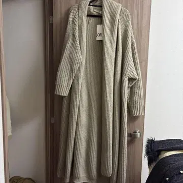 ZARA 베이지 리브 롱 가디건