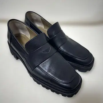 [ 가격 인하 ] odette e odile 블랙 가죽 로퍼 24cm