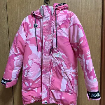 Aape 핑크 카모플라주 다운 자켓
