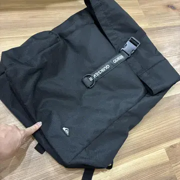 Quiksilver 블랙 백팩