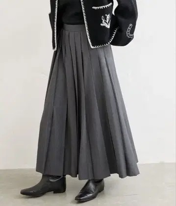 2025 A/W 플리츠 롱 스커트