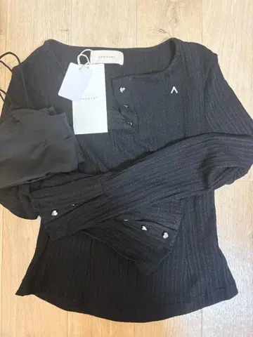 ANDMARY Dorothy heart tops