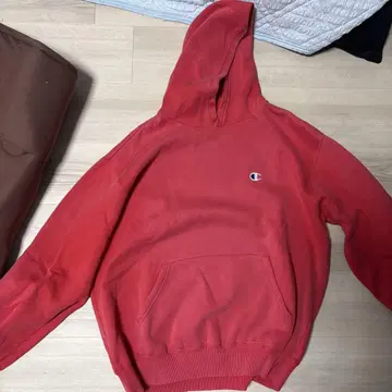 Champion XL 레드 후드티 얼룩 있음