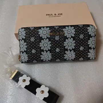 PAUL & JOE 꽃무늬 장지갑