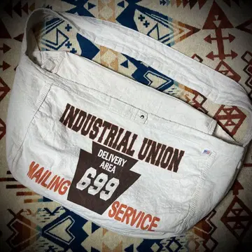 [ 데드스탁급 ] 70s Vintage 뉴스 페이퍼 백