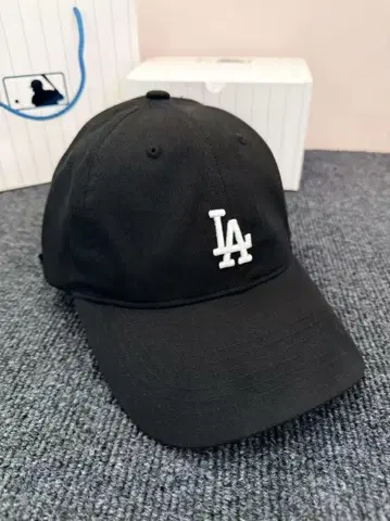 MLB 블랙 야구 모자