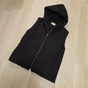 [ 새상품급 ] NANO universe 블랙 후드 부착 다운 베스트