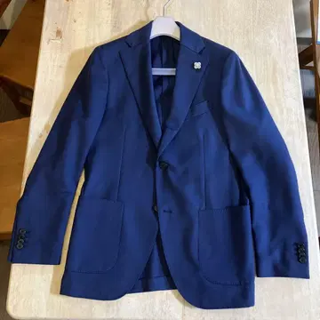 LARDINI 네이비 테일러드 자켓