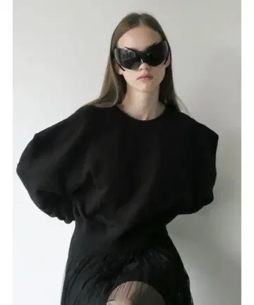 AMOMMA PUFF SLEEVE SWEAT