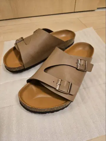 BIRKENSTOCK 취리히 스무스 가죽 샌들 27cm