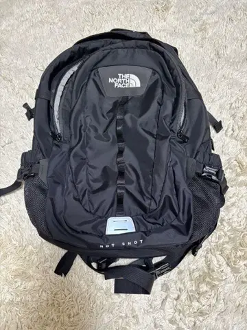 THE NORTH FACE HOT SHOT 핫샷 백팩 백