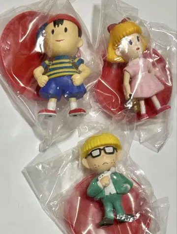 MOTHER2 스탠드 피규어 네스 폴라 제프