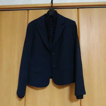 네이비 프릴 장식 자켓 2버튼
