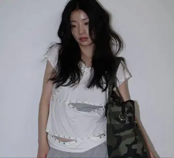 BEEDEN 멀티웨이 버튼 상의