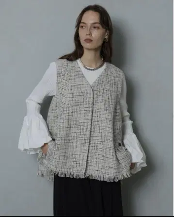 CADUNE 카와카미 모모코 씨 콜라보 트위드 플레어 베스트 38