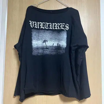 VULTURES 그래픽T셔츠 오버 사이즈