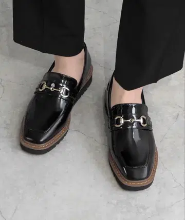 미사용 블랙 로퍼