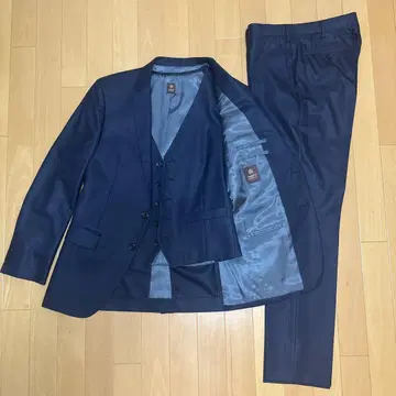TAKEO KIKUCHI 네이비 스트라이프 수트