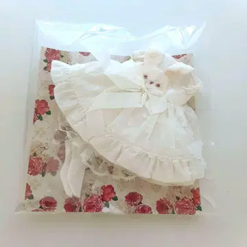 네오 브라이스 인기 작가님 작품 아웃핏 중고품
