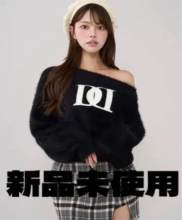 Darich 새상품 DD 로고 원숄더 니트탑