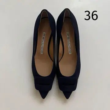 새상품 PELLICO FIBBIA 네이비 미들힐 36 밑창 보강 완료
