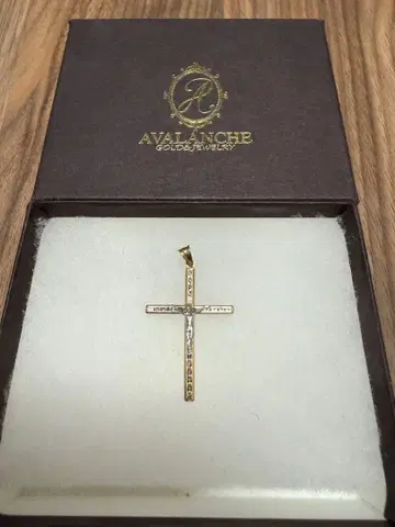 AVALANCHE 골드 십자가 크로스 탑만