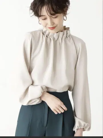 엔 내추럴 뷰티 베이직 페이퍼백 퍼프 블라우스