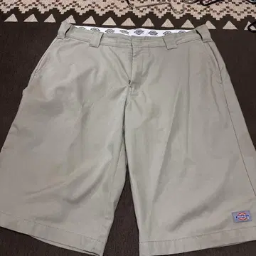 디키즈 하프 팬츠 카키