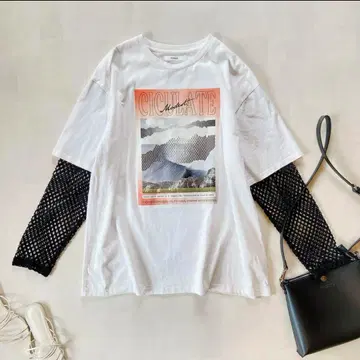 [ 새상품급 ] RADIATE 라디에이트 그래픽 레이어드 롱 T 화이트