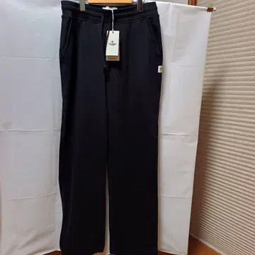 REIGNING CHAMP 스웨트 팬츠 블랙